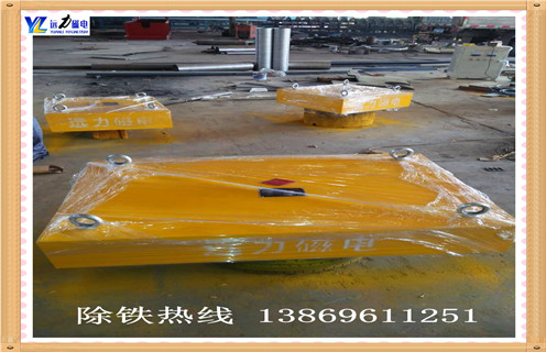 懸掛式永磁除鐵器，江蘇懸掛式永磁除鐵器生產(chǎn)_內(nèi)部磁塊安裝方法_江蘇懸掛式永磁除鐵器生產(chǎn)型號(hào)視頻定制供應(yīng)型號(hào)價(jià)格 